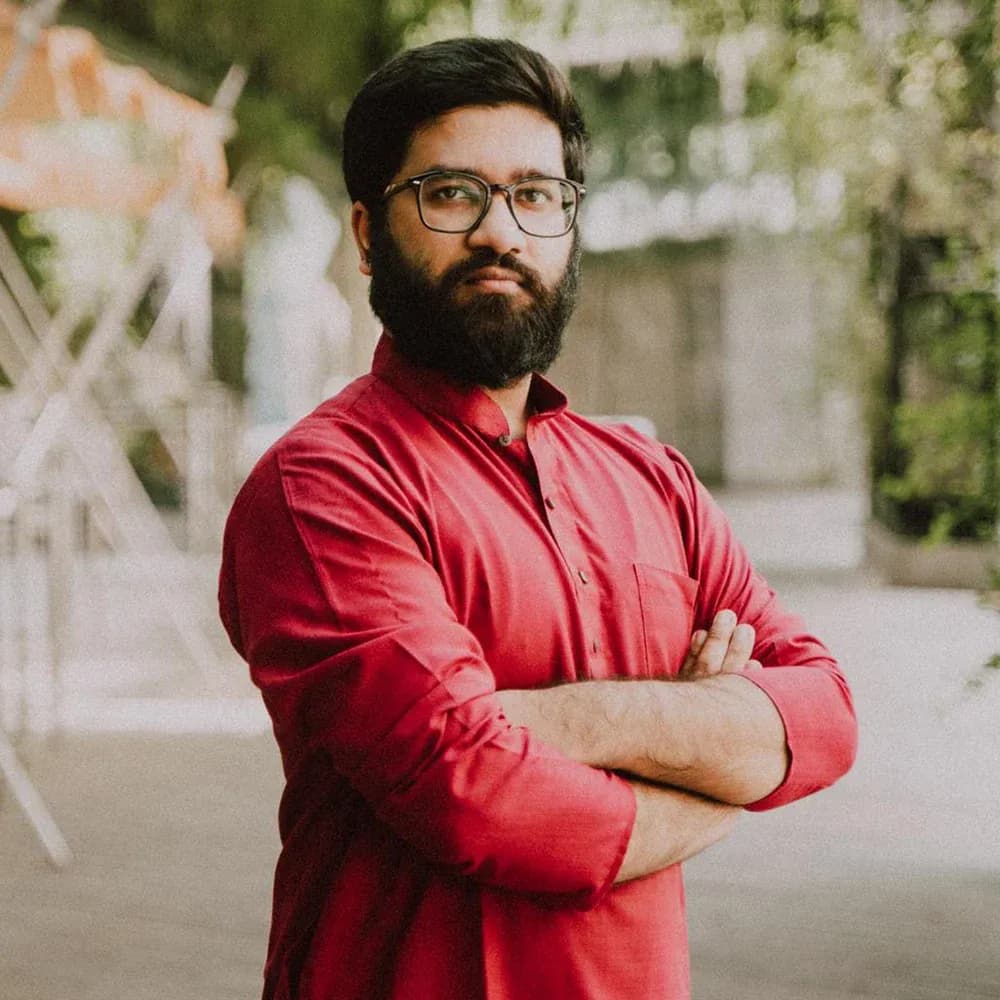 Ravi T